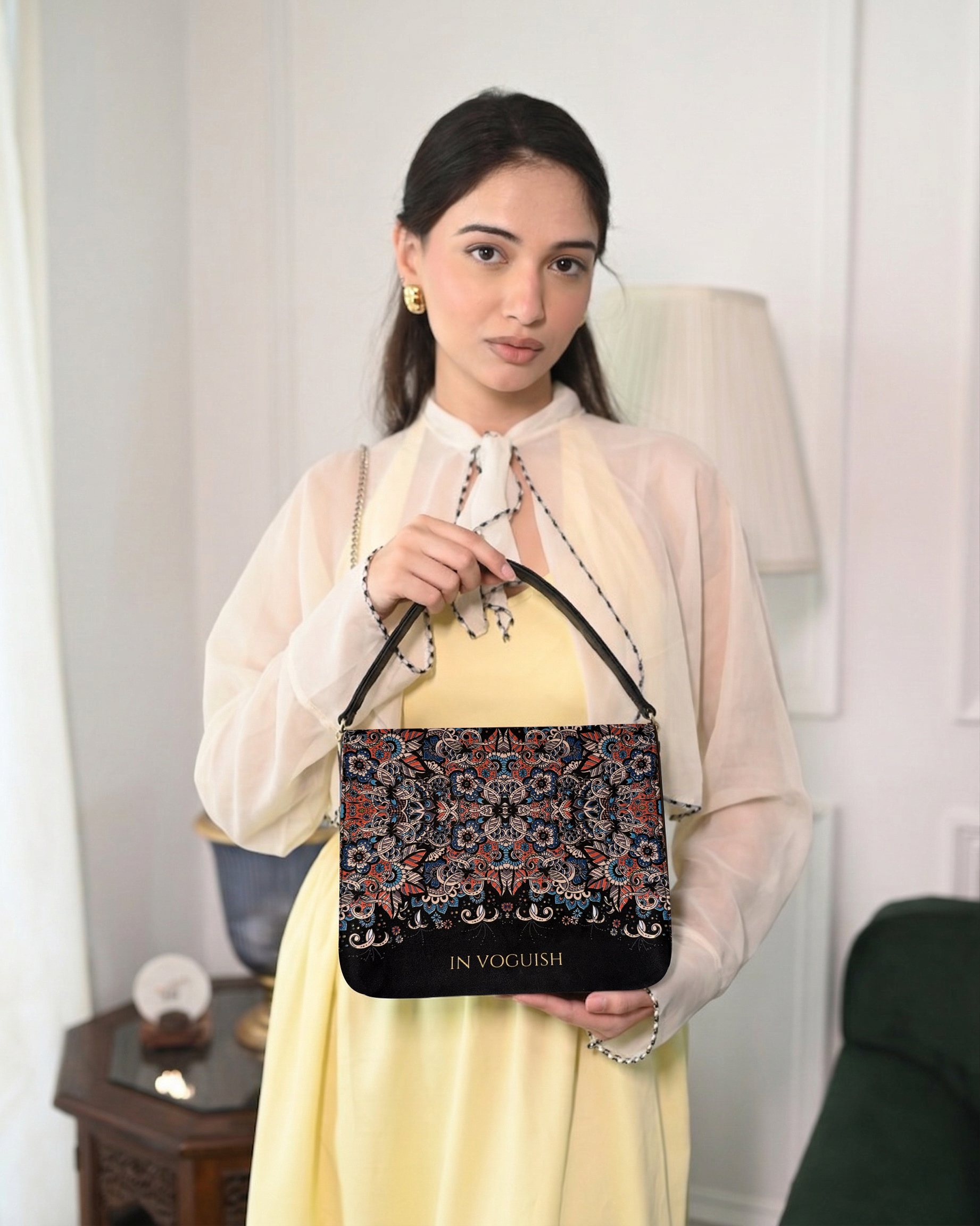 Interchangeable sling bag