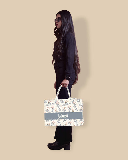 Customized Tote Bag Designed with Natural Berry And Leaves